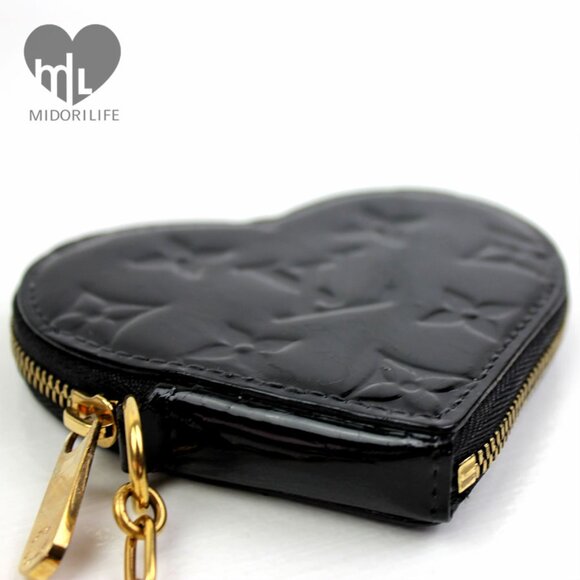 LOUIS VUITTON Heart Coin Purse - Picture 6 of 15